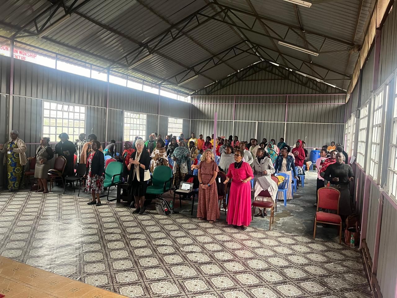 KDM congregation in worship